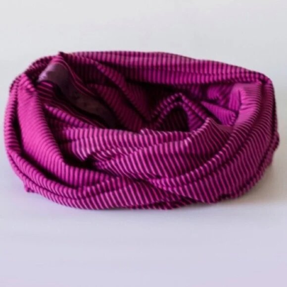 Lululemon Vinyasa Scarf *Luon Light Hyper Stripe Raspberry Glo Light - Picture 1 of 7